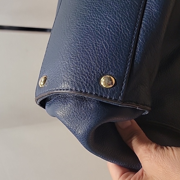 Michael Kors, Navy Blue Hamilton Satchel, EUC. - Picture 11 of 15